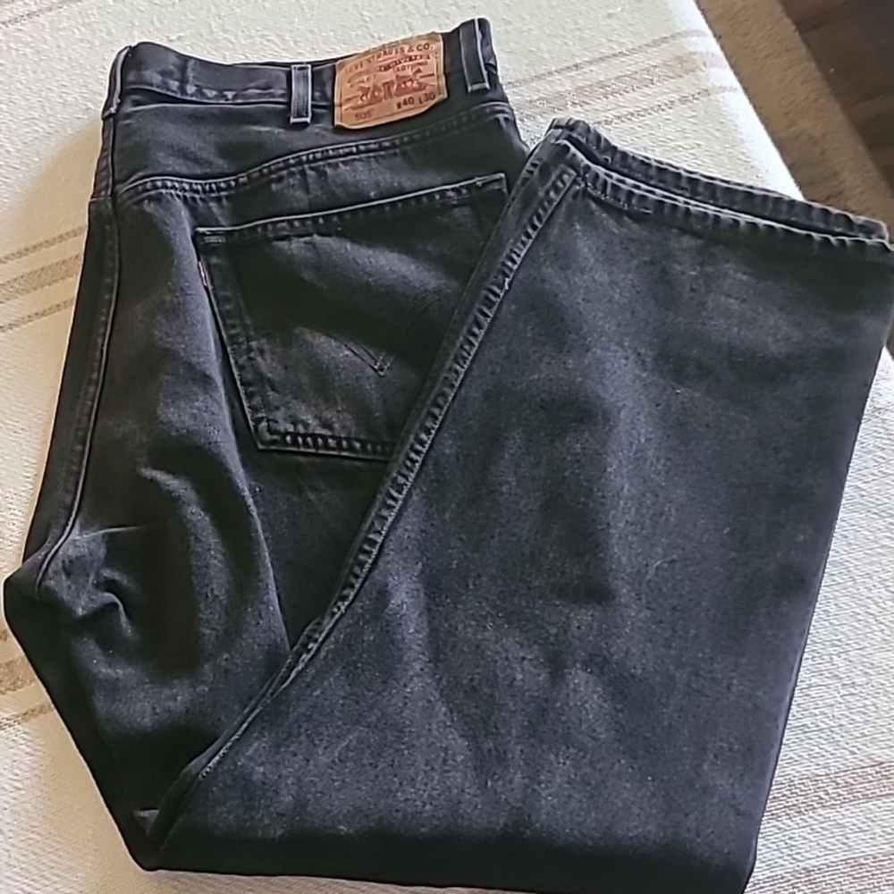 Levis black denim sz 40"×30" reg.fit. (#1170)